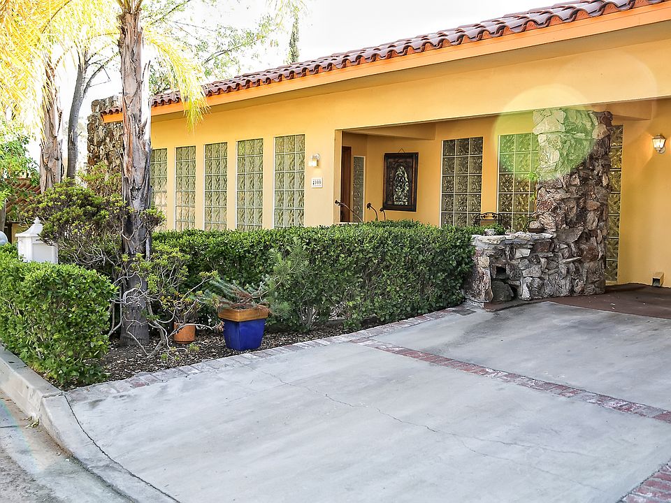 1st image of 4999 Medina Dr