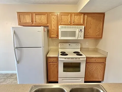 1039 Stonecrest Ct #A — Photo 5
