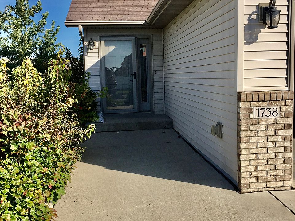 1st image of 1738 38th Ave S