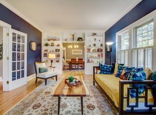 2429 E Beverly Rd, Shorewood, WI 53211