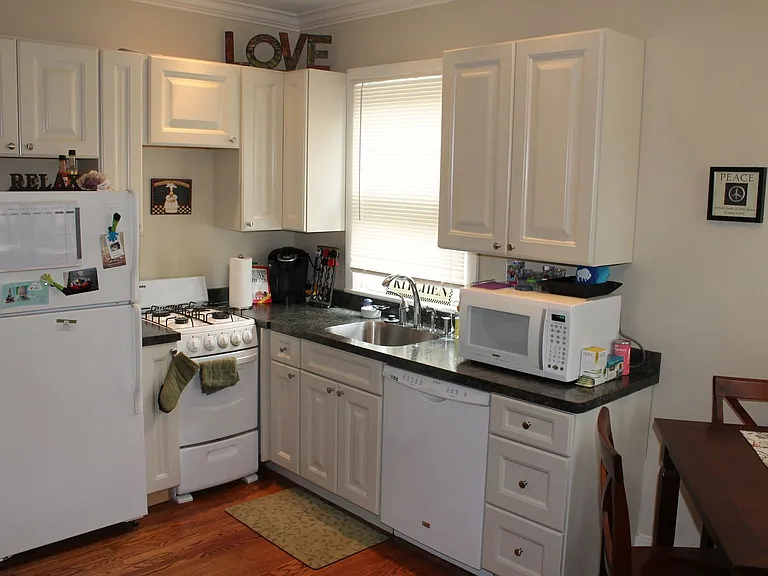 43 Vick Park #A — Photo 10
