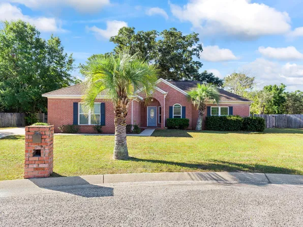 2621 Barefoot Creek Cir, Navarre, FL 32566