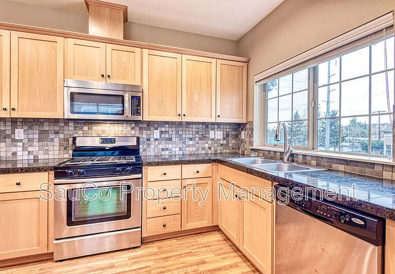 8712 NE Delamere Way — Photo 7