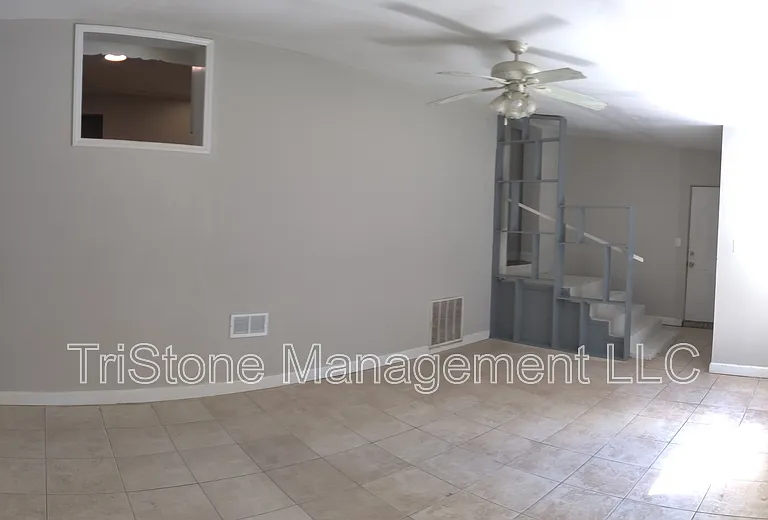 6820 Flintrock Rd — Photo 8