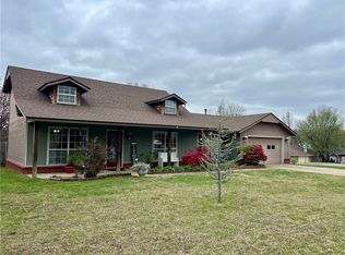 1504 Jennifer St, Springdale, AR 72762