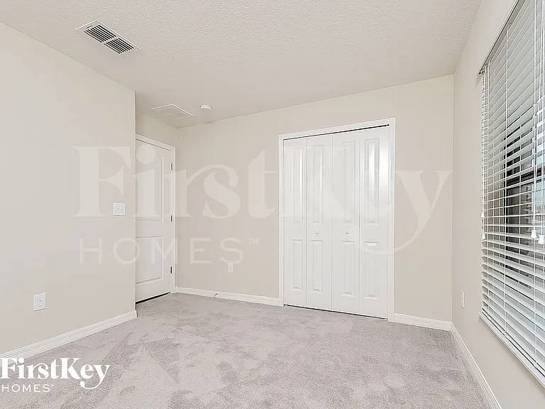 10104 Rose Petal Pl — Photo 12