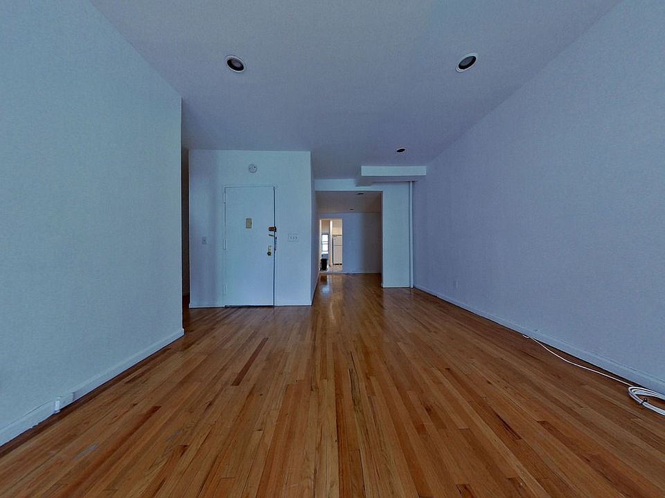 1st image of 1750 1st Ave #2B
