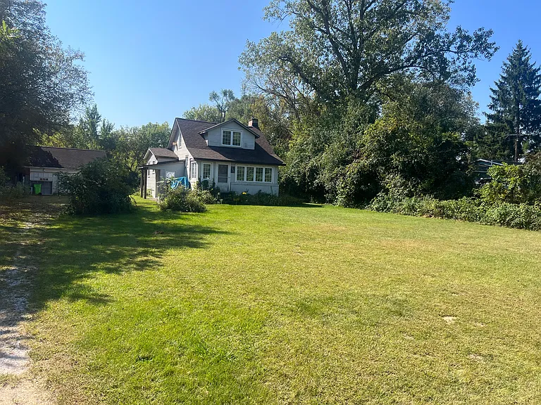 Miller Rd — Photo 26