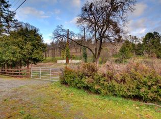 3013 Dark Hollow Rd, Medford, OR 97501