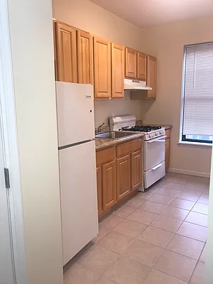 Rented by Ben Bay Realty Co. of Bay Ridge | media 34