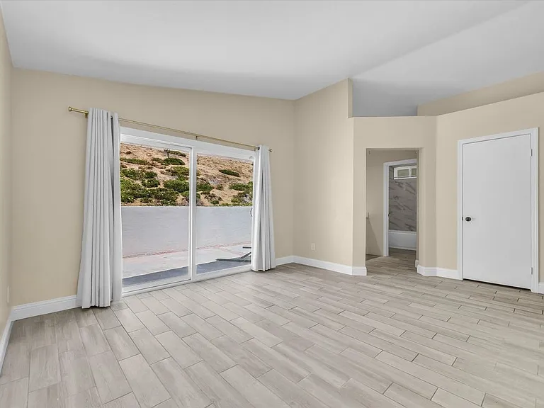 501 Roosevelt St — Photo 11