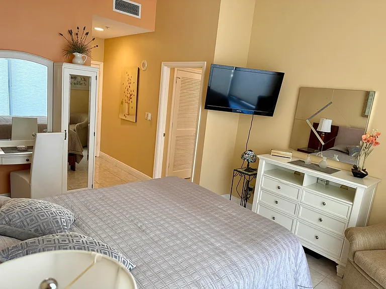 511 SE 5th Ave #2409 — Photo 9