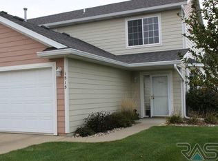 1515 N Conifer Pl, Sioux Falls, SD 57107