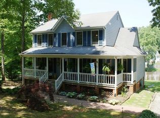 7718 Secretariat Ct, Midlothian, VA 23112