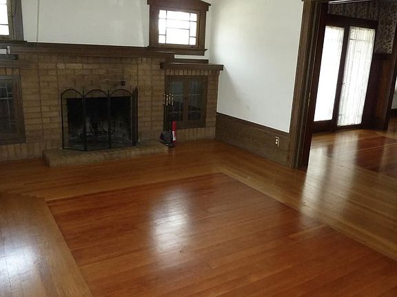 3rd image of 1172 Singletary Ave