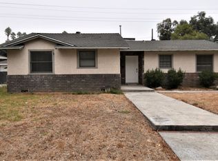 6910 Malibu Dr, Riverside, CA 92504