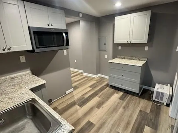 8 N Mill St, Nanticoke, PA 18634