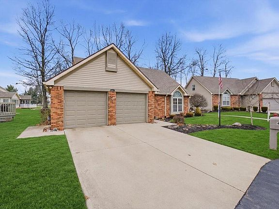 2nd image of 402 Woodside Pl