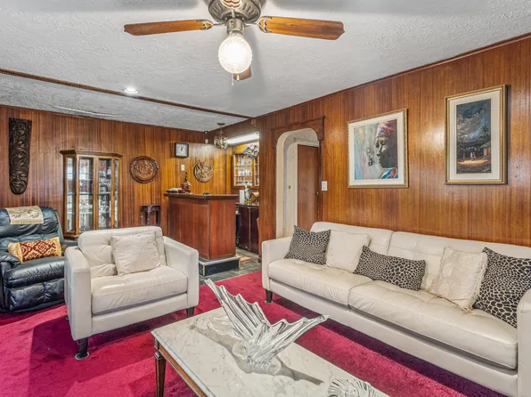 86-79 Pinto Street image 20 of 25