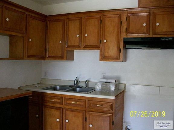 3rd image of 5011 Santiago Ln