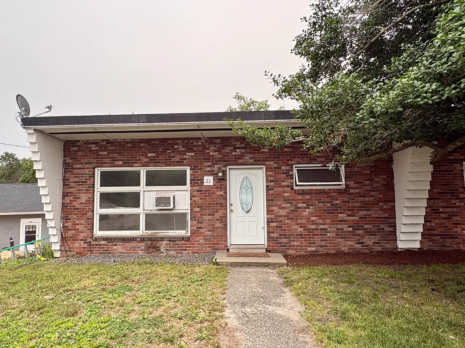 3 bed, $2,850 — Photo 2