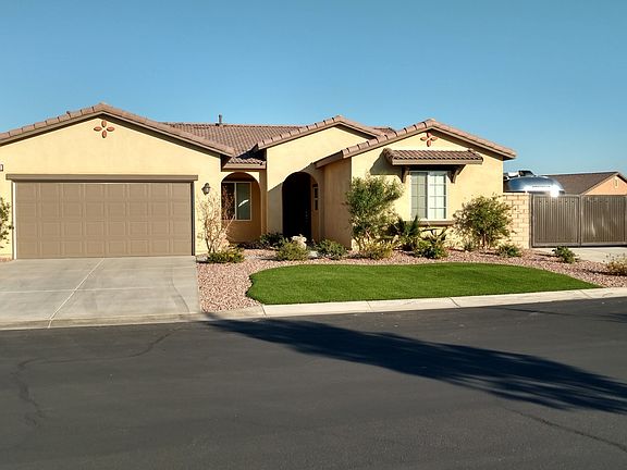 2nd image of 42290 Matterhorn Dr