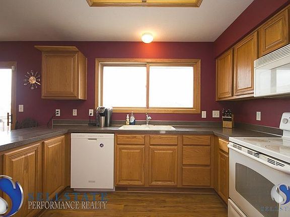 4th image of 1728 SW Lacey Ln