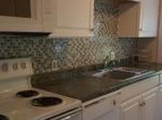 42 S Lenox St #3, Worcester, MA 01602