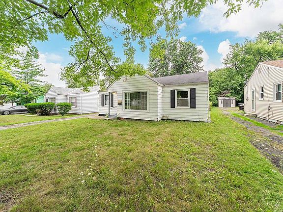 4th image of 2533 Greenvale Rd