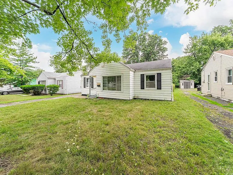 2533 Greenvale Rd — Photo 4