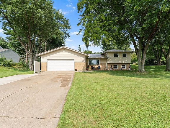 2nd image of 69601 Christiann Creek Dr