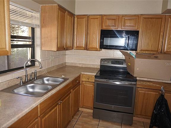 2nd image of 10904 N 20th St