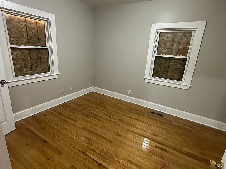 153 James St #11 — Photo 13
