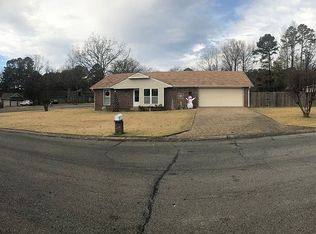 4 Ophelia Dr, Maumelle, AR 72113