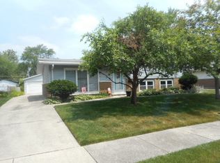 222 Early St, Park Forest, IL