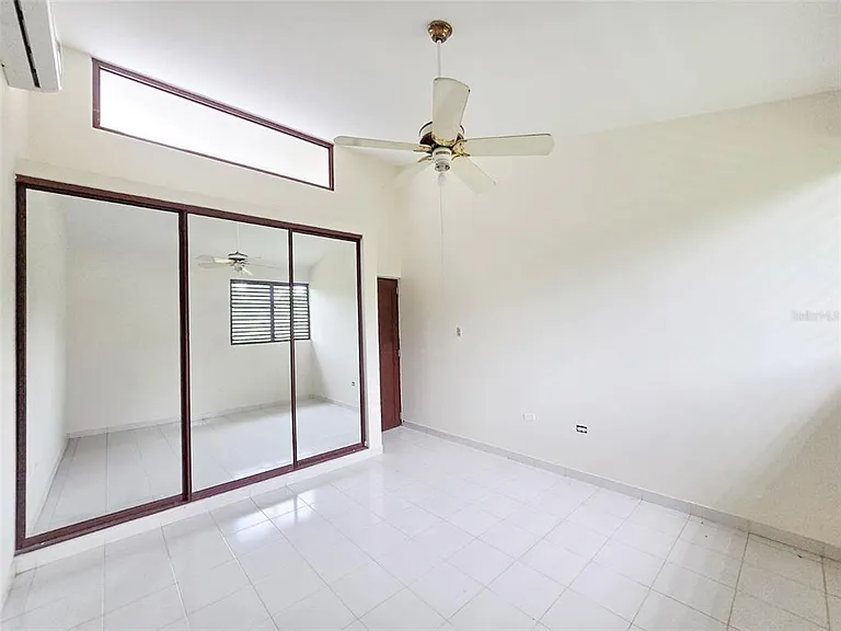 701 Calle Azorin — Photo 17
