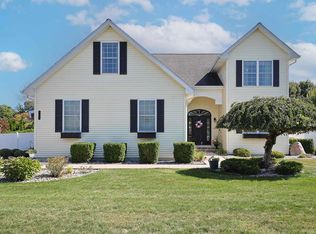 2280 Manchester Dr, Saginaw, MI 48609