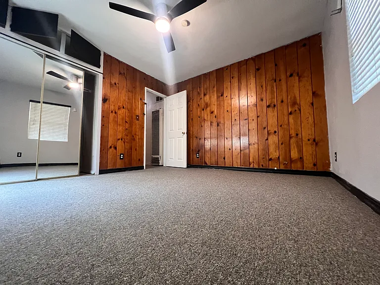 9018 Baseline Rd — Photo 23