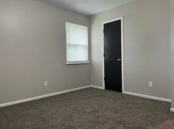 Tiblow Village Apartments — Photo 11