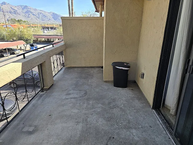 6301 N Barcelona Ct #1010-1 — Photo 10