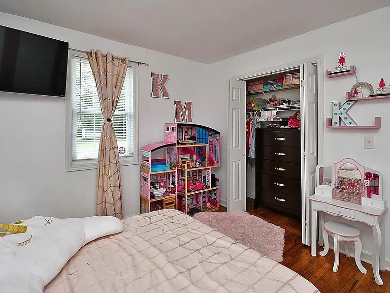 4 Blossom Dr — Photo 24