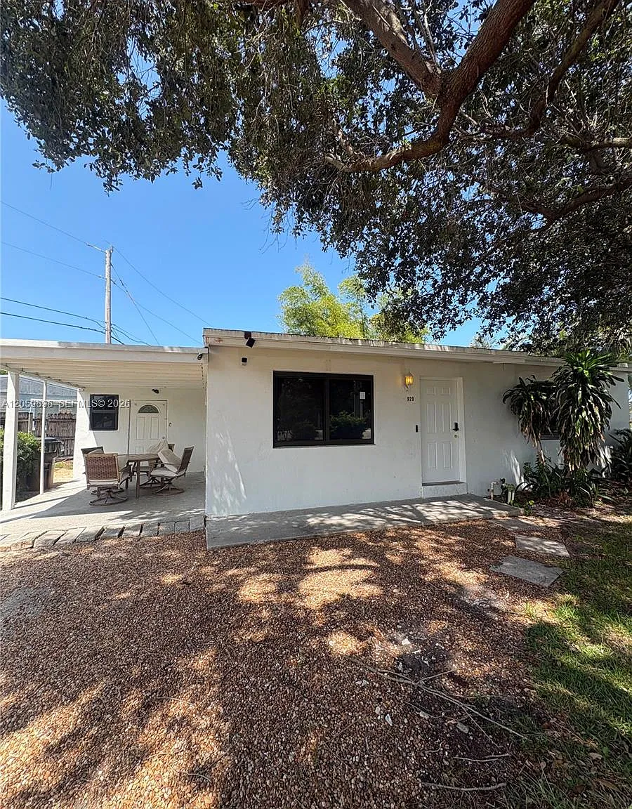 Delray Beach Heights — Photo 1
