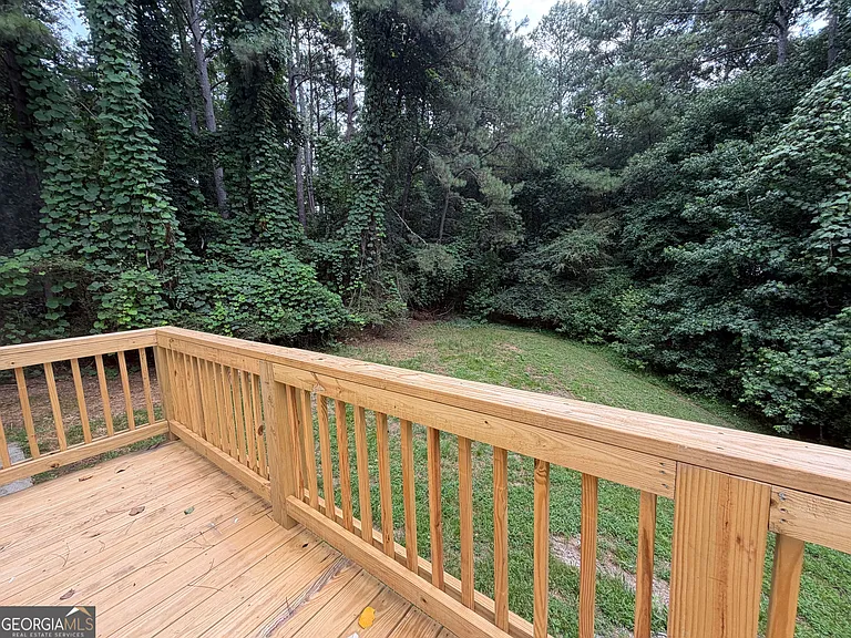 1730 Bullock Dr — Photo 11