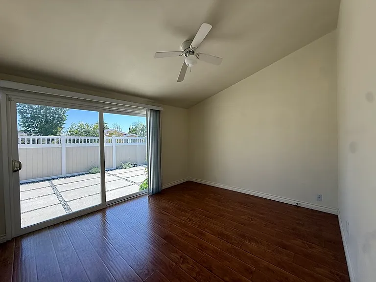 9158 Rebecca Ave — Photo 15