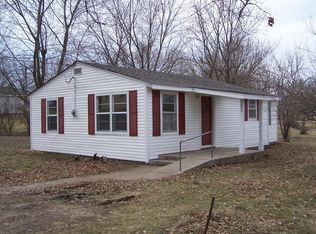 604 W 4th St, Holden, MO 64040