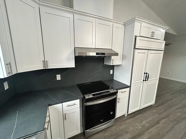 1527 W Orangeburg Ave — Photo 8