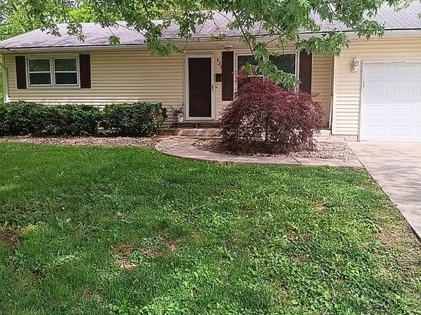923 Sumner St, Jerseyville, IL 62052