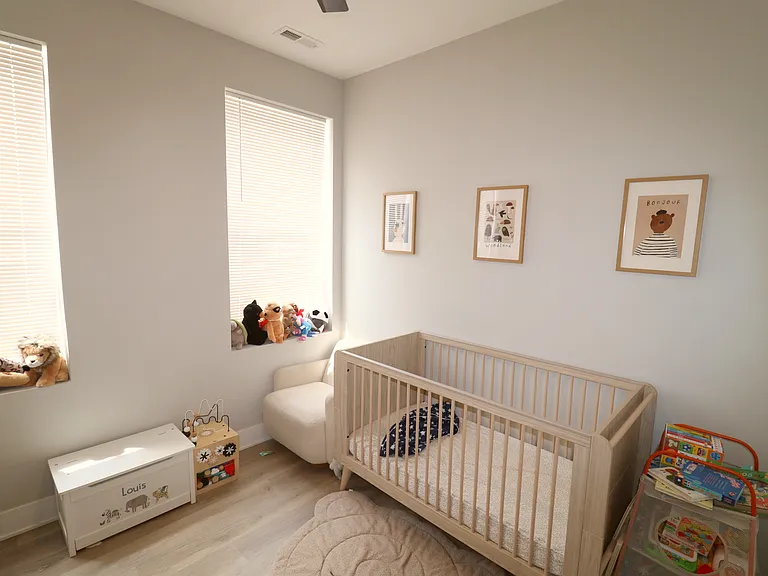 2401 N Kedzie Blvd #1 — Photo 15