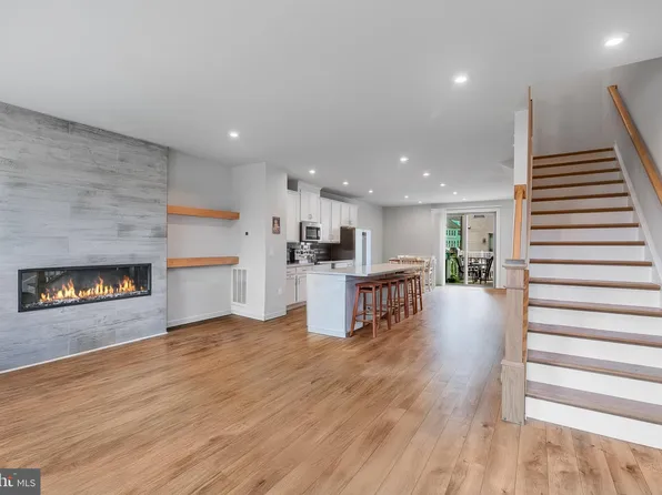 308 Bodega Ter SE, Leesburg, VA 20175