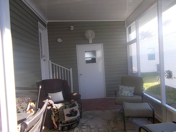 5th image of 38045 Woodside Ln